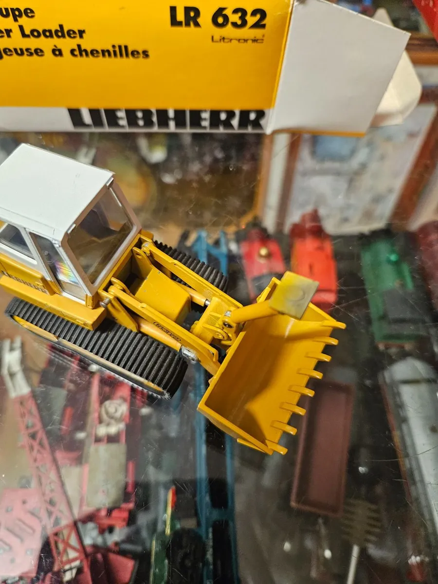 Corgi Conrad Liebherr Bulldozer 1.50 - Image 3