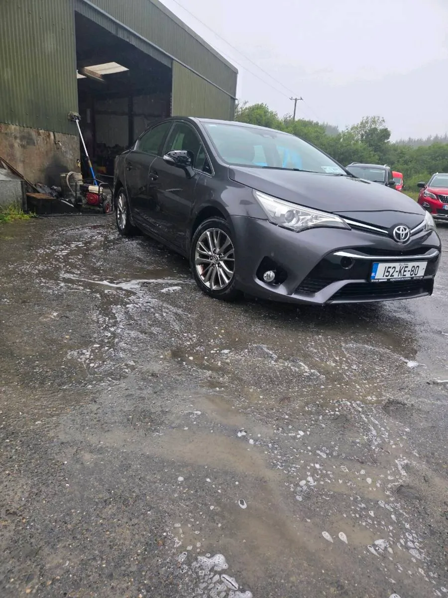 152 Toyota avensis 1.6 diesel - Image 2