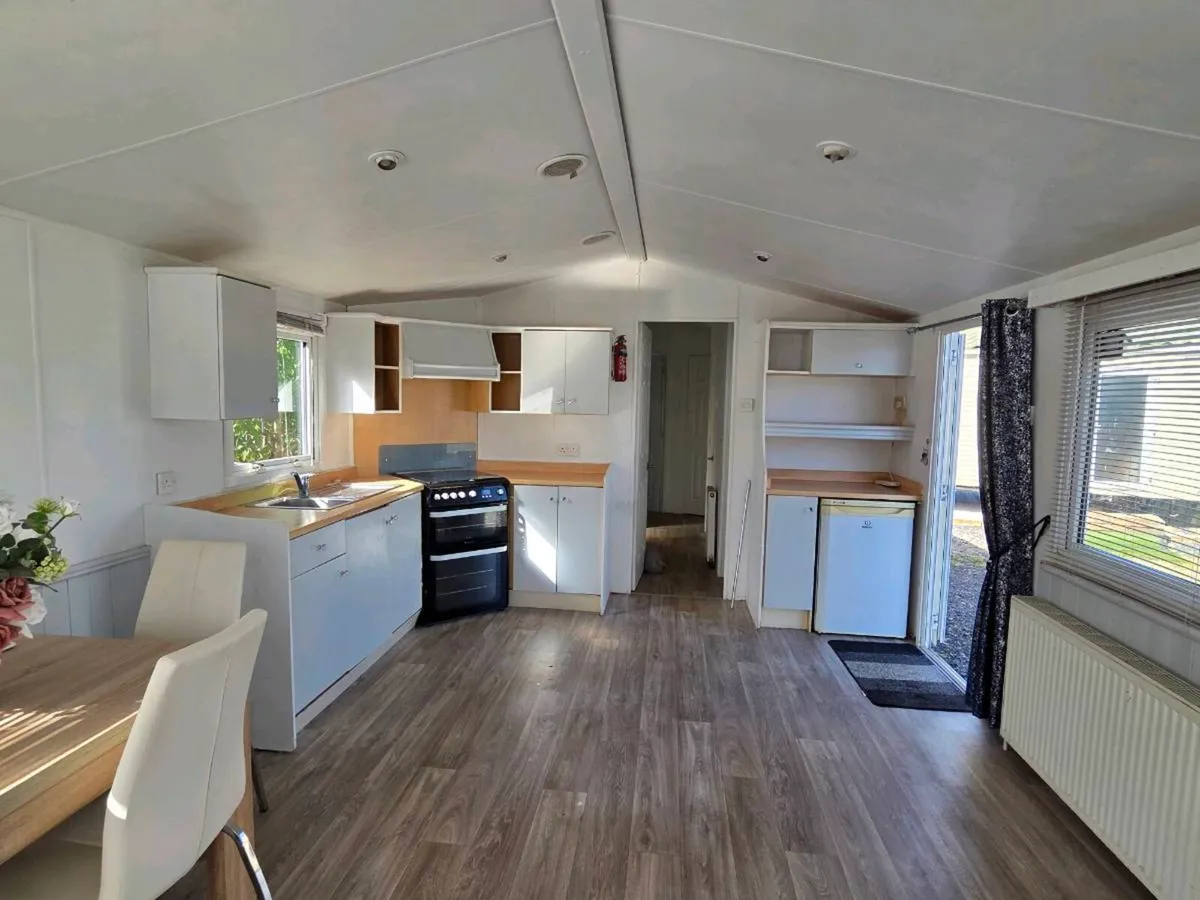 Willerby Mobile Home 2 Bed - Image 3