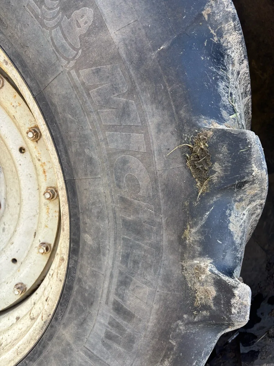 Tractor tyres - Image 2