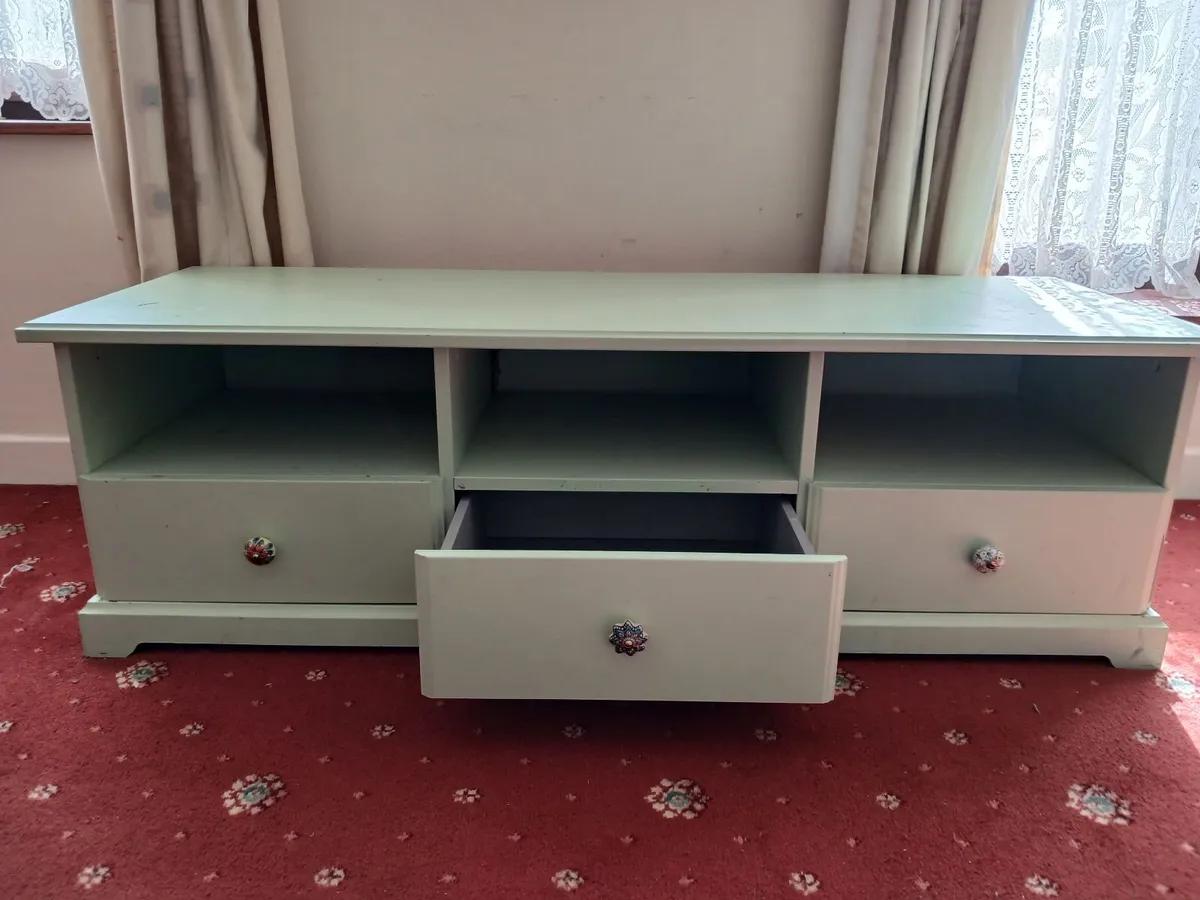 TV unit - Image 2