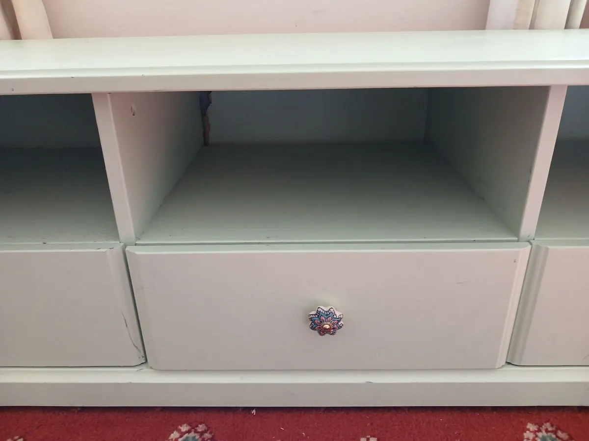 TV unit - Image 3