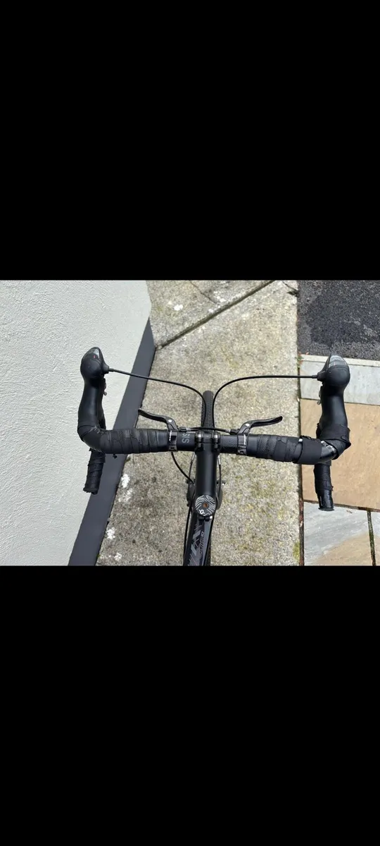 Genesis CDA10 gravel bike - Image 2