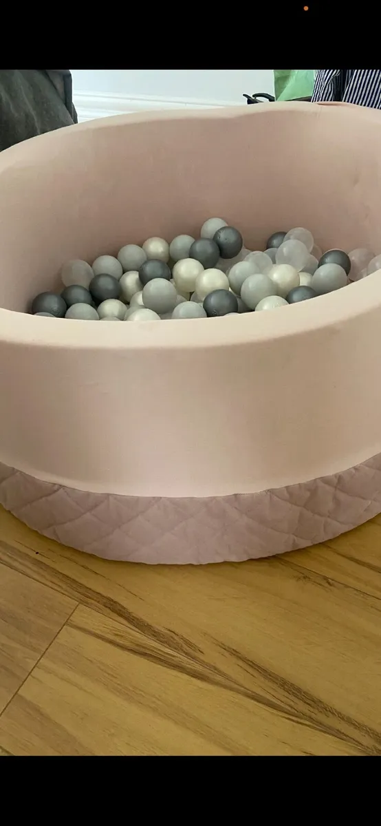 Baby ball pit - Image 3
