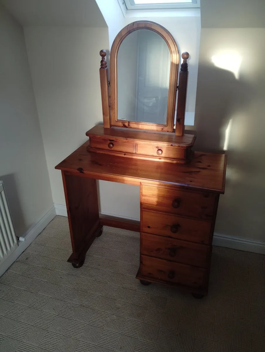 Dressing Table - Image 2