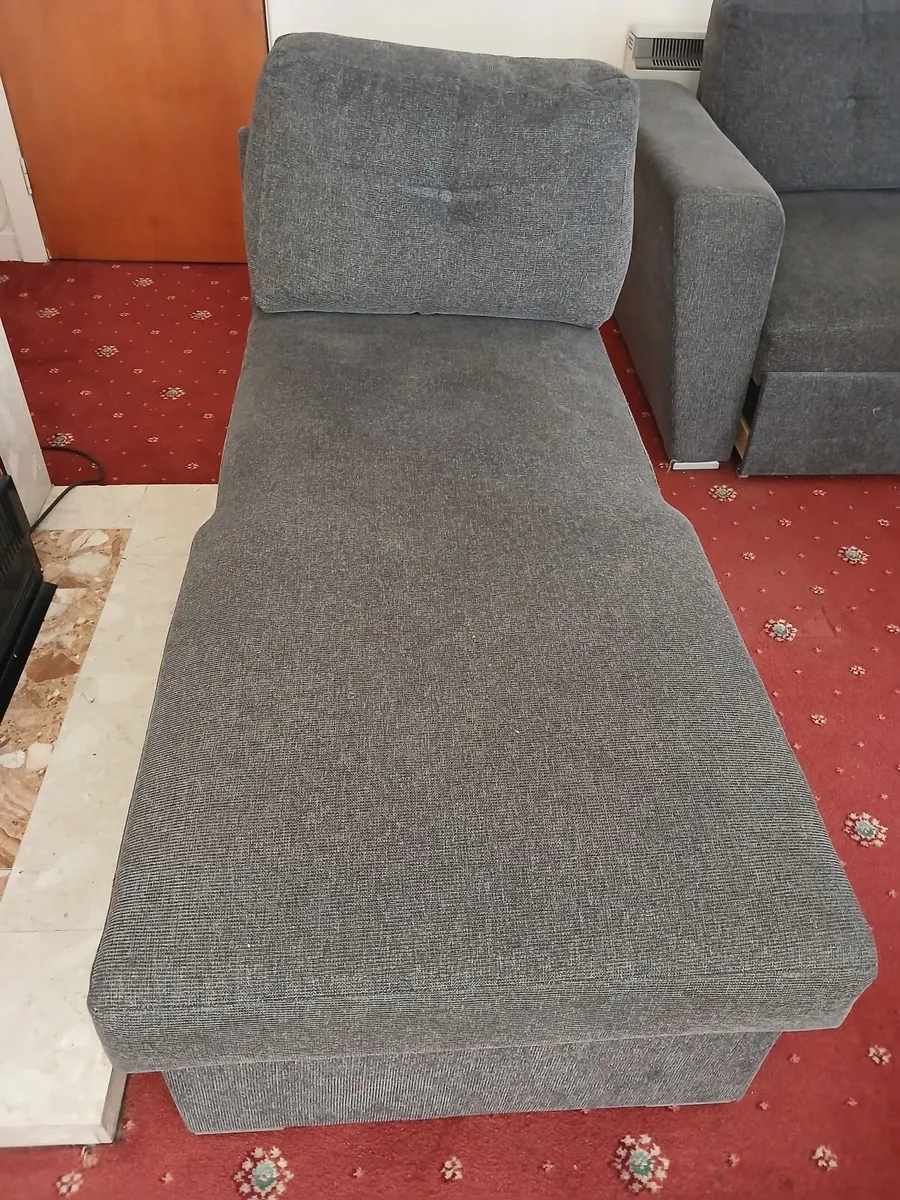 Chaise Longue - Image 1