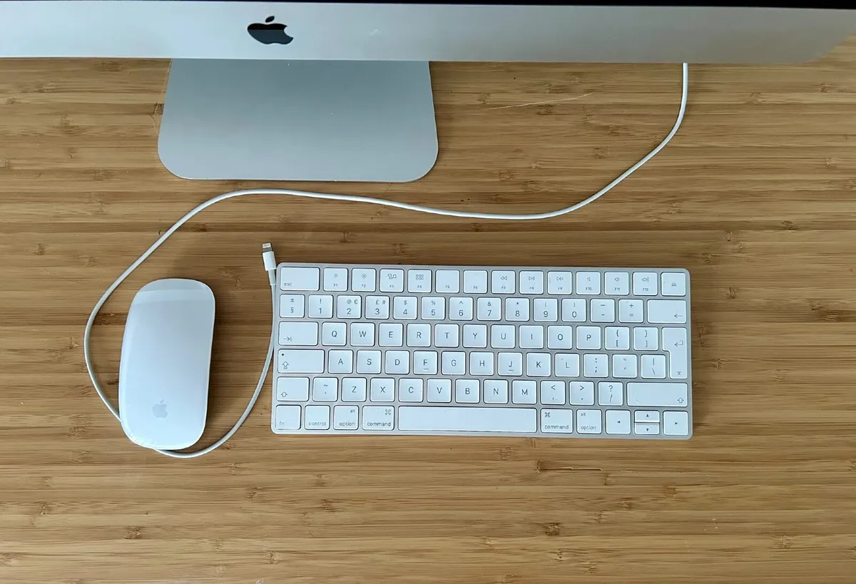 Apple iMac Retina 5k 27inch 2020 - Image 2