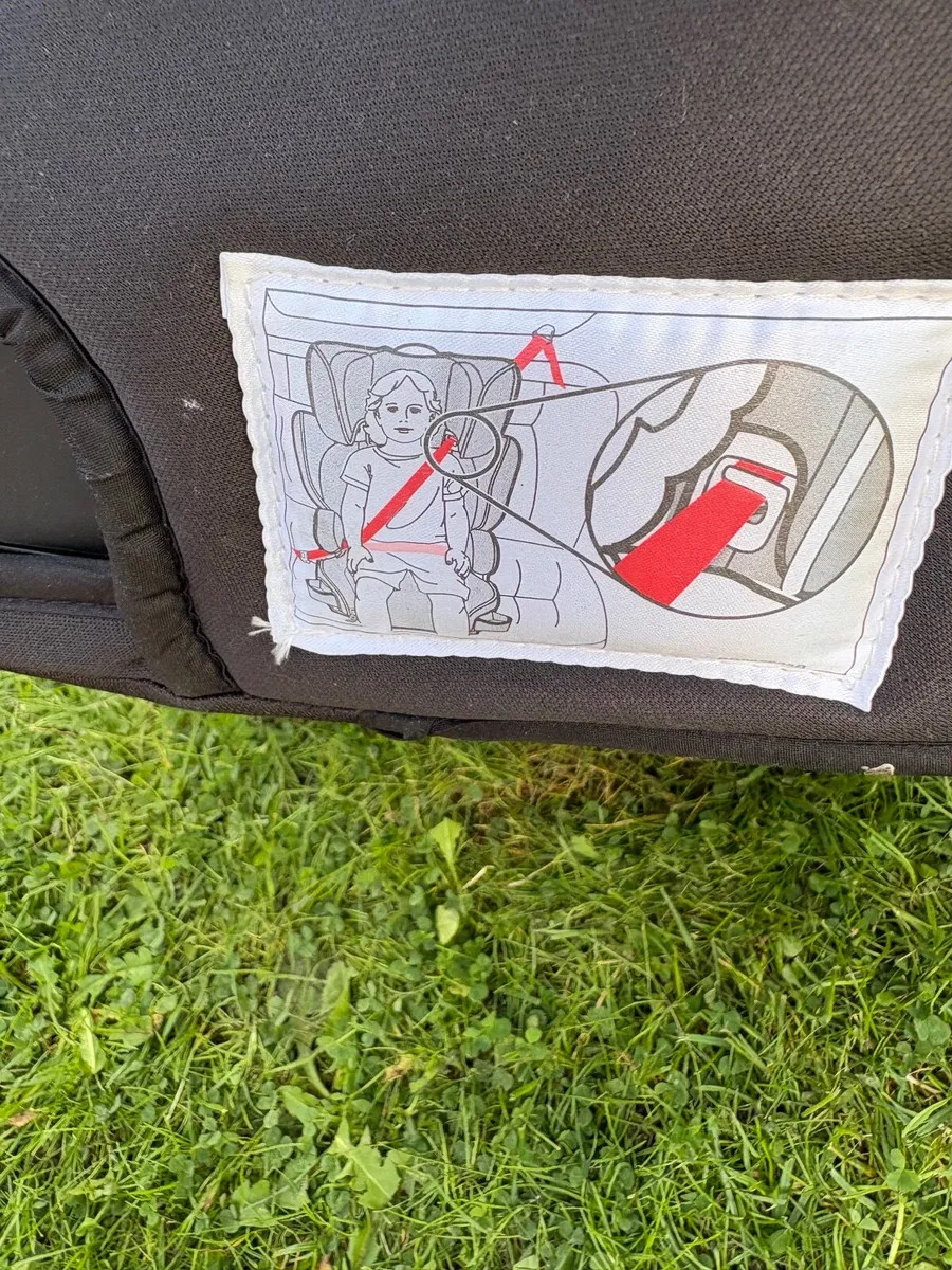 Car booster Seat - Image 4