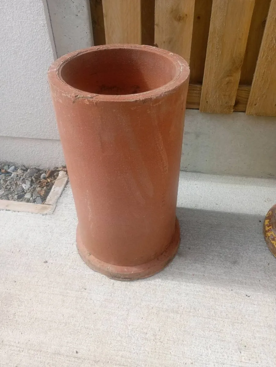 2 Chimney Pots   multi uses - Image 2