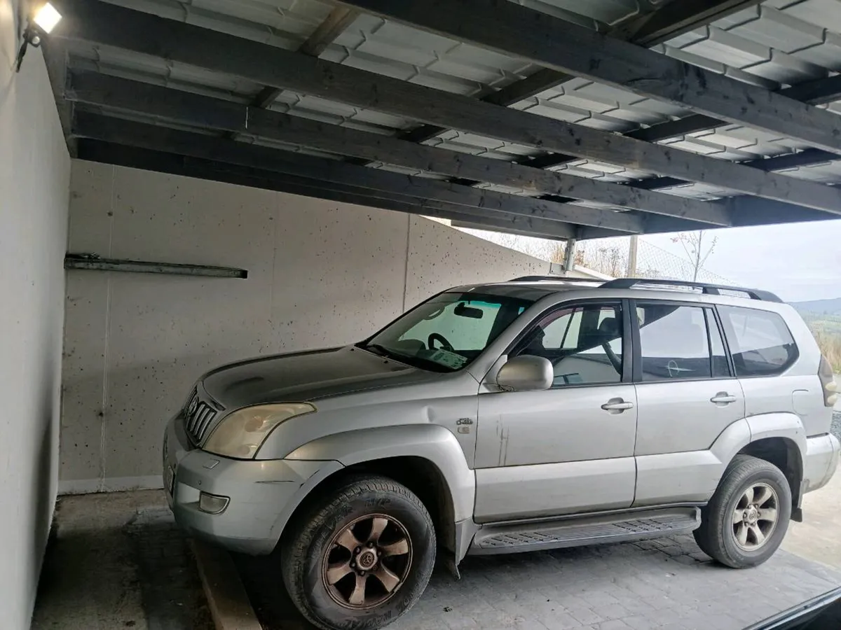 Toyota landcruiser crewcab - Image 1