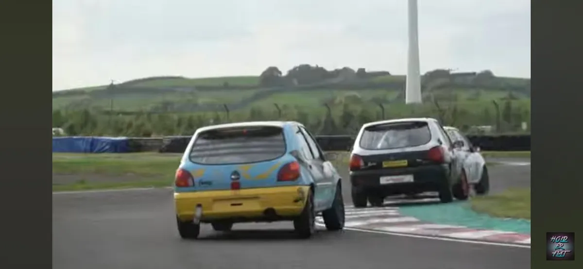 Fiesta Zetec 1.25 16v Race car. Good spec car - Image 3