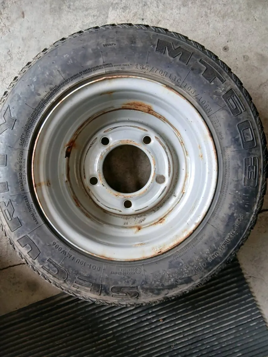 Ifor Williams Wheels 185/70 x13 (as new) - Image 2