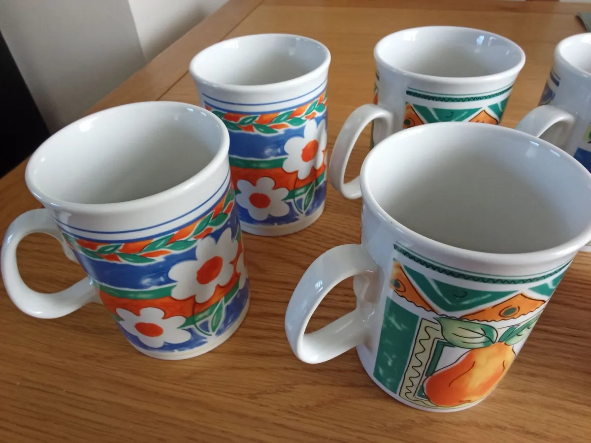 6 Rayware Brand Designed Mugs. - Image 2