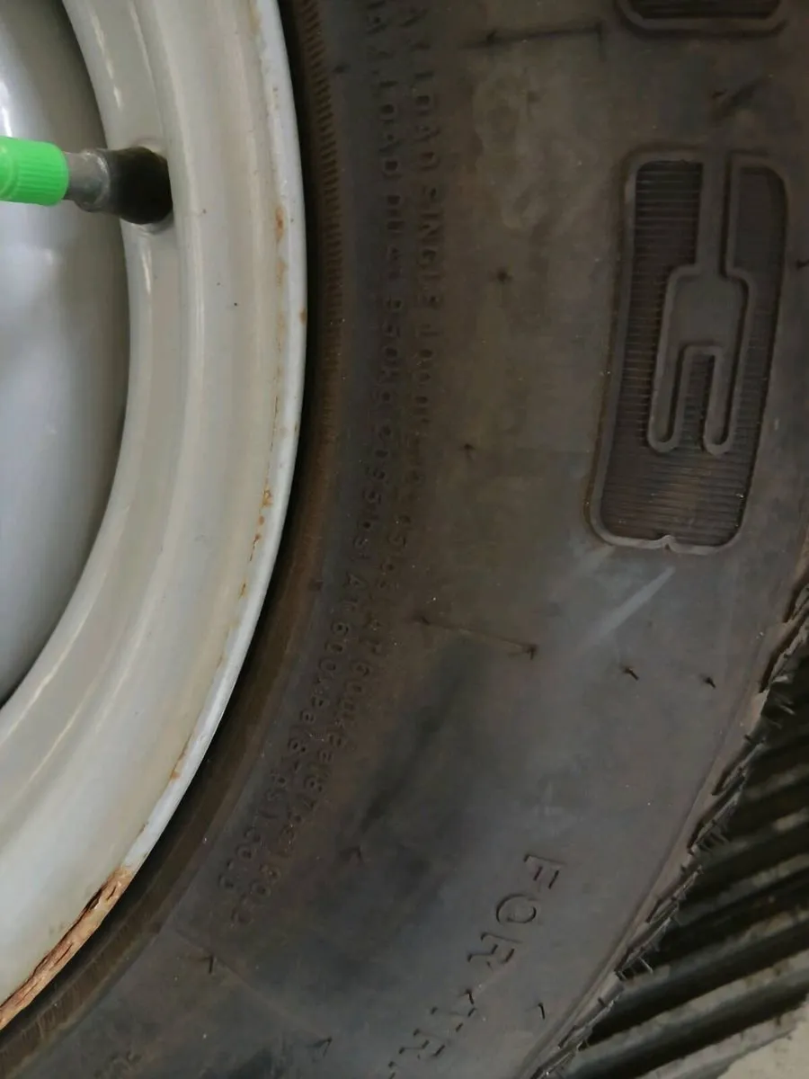 Ifor Williams Wheels 185/70 x13 (as new) - Image 4