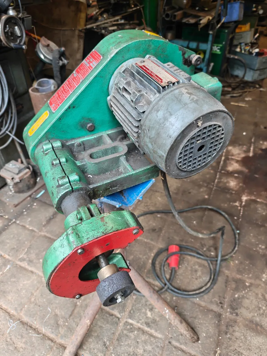 Duplex Tool Post Grinder - Image 1