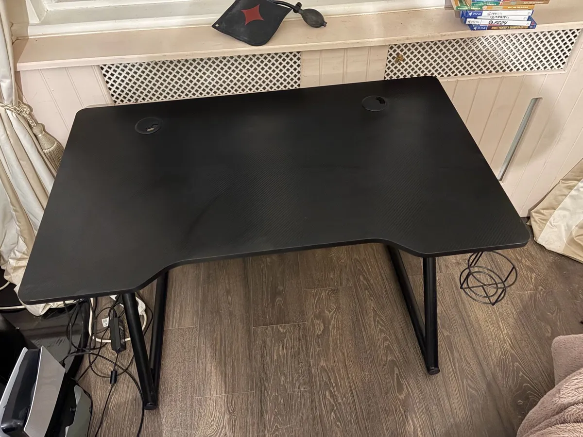 Gaming desk - Image 4