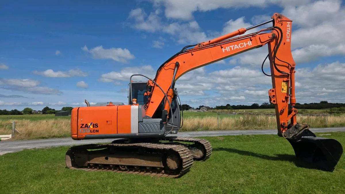 Hitachi Zaxis - Image 2