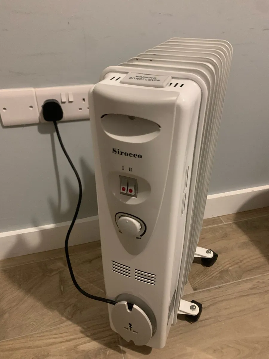 Sirocco oil heater like new - Image 1