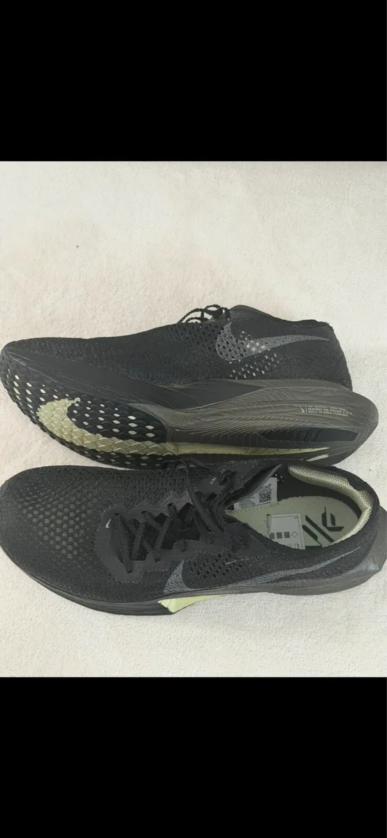 Carbon vapour fly’s 3 runners - Image 4