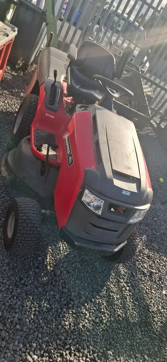 Snapper 27hp mower for sale - Image 1