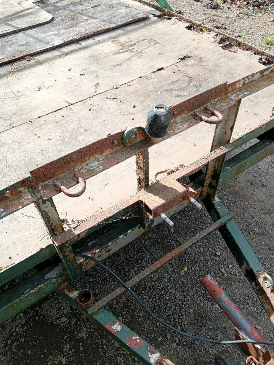 12 X6 trailer - Image 4