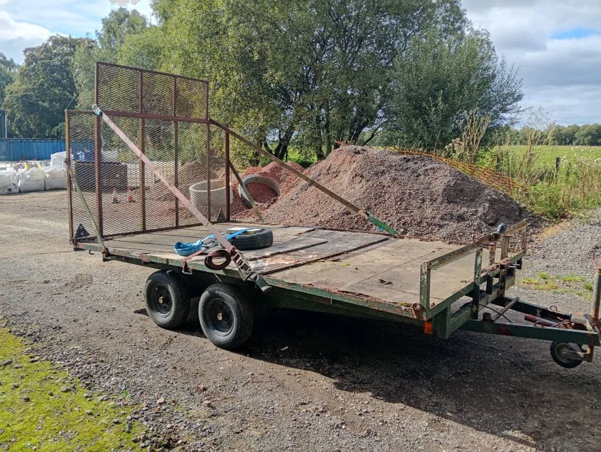 12 X6 trailer - Image 1