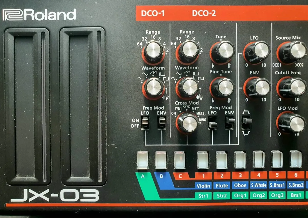 Roland Boutique JX-03 Synthesizer Module - Image 2