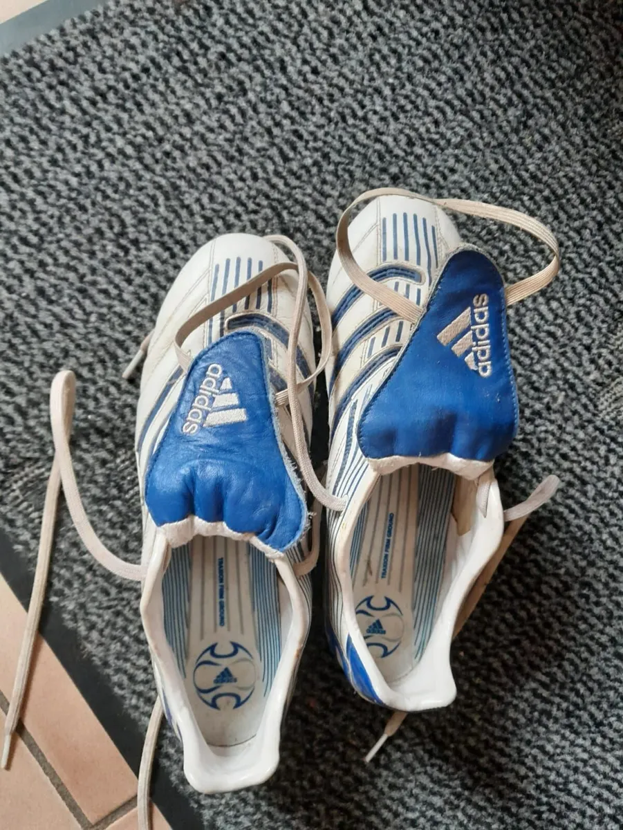 Football boots (Adidas Predators) - Image 1