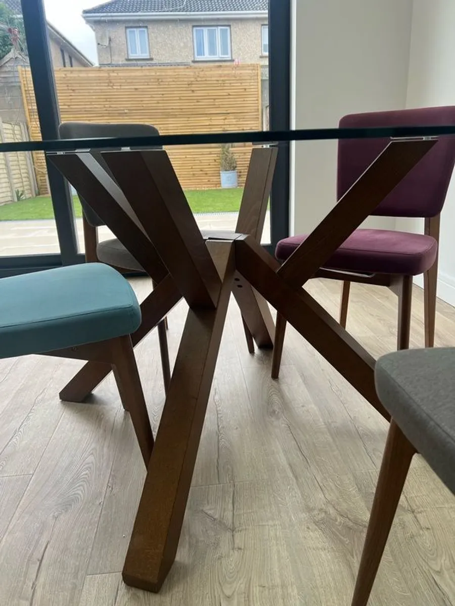 Mid century style dining table and chairs - Image 2