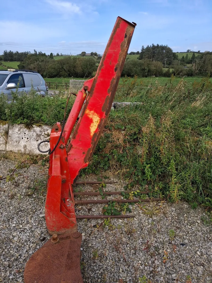 Bale spltter - Image 1
