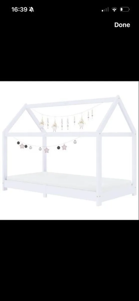 Children's house frame bed - Image 2