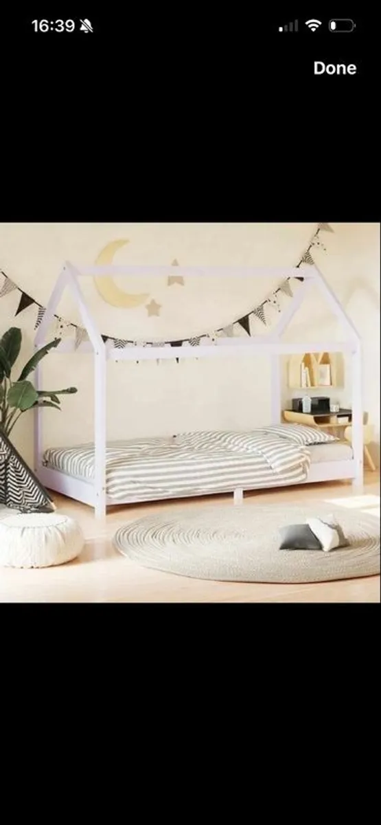 Children's house frame bed - Image 3