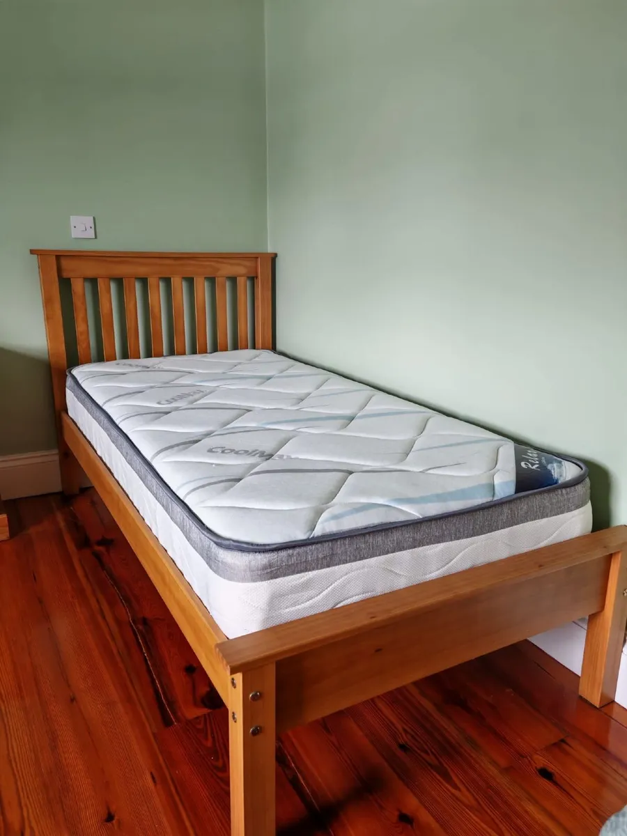 Single bed & mattress - Image 2