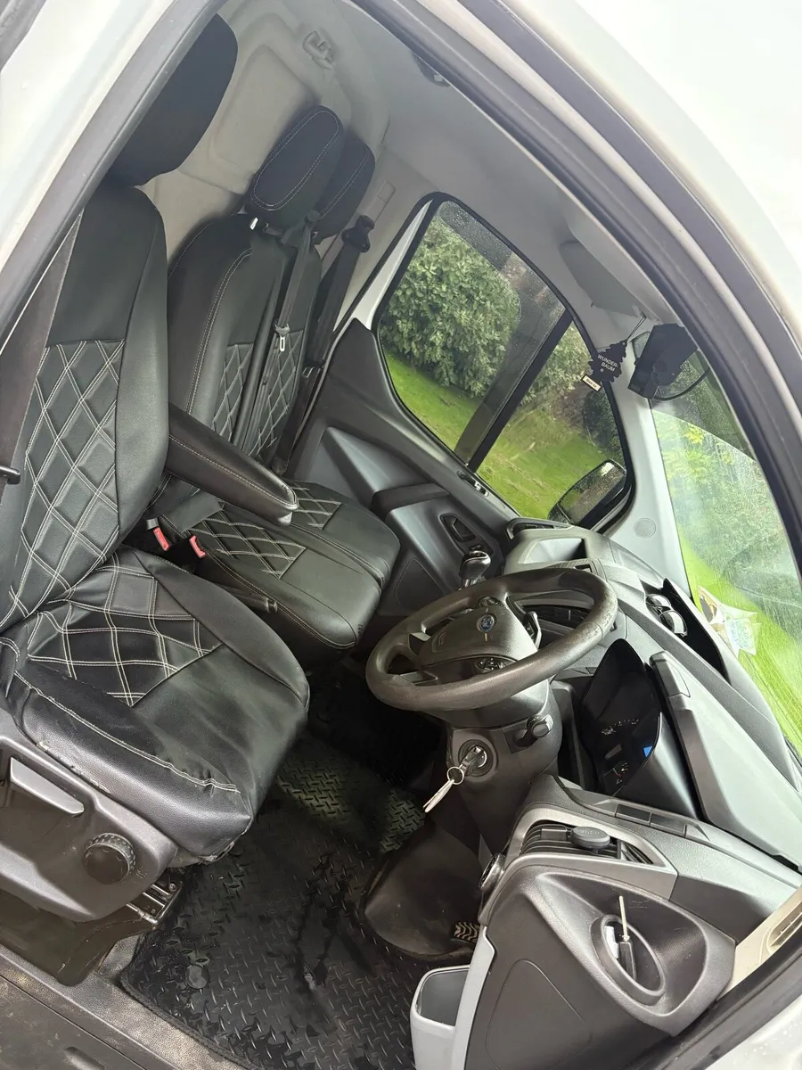 Ford transit custom - Image 4