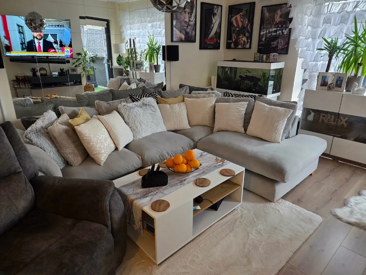 Sofa - Image 2