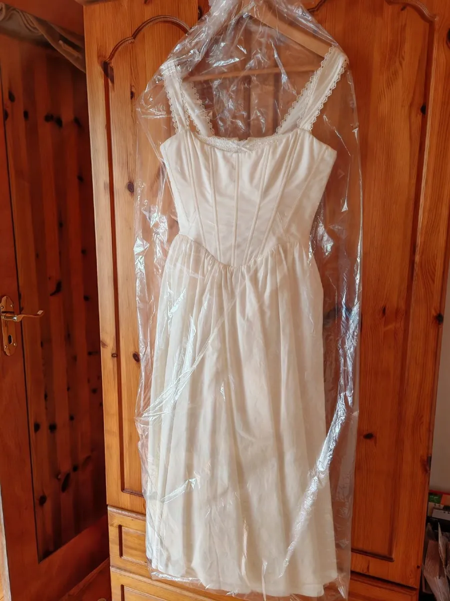 House of CB Amara Dress - Image 3