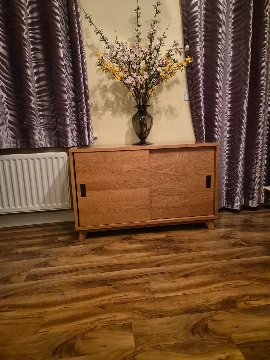 Side Board - Image 1