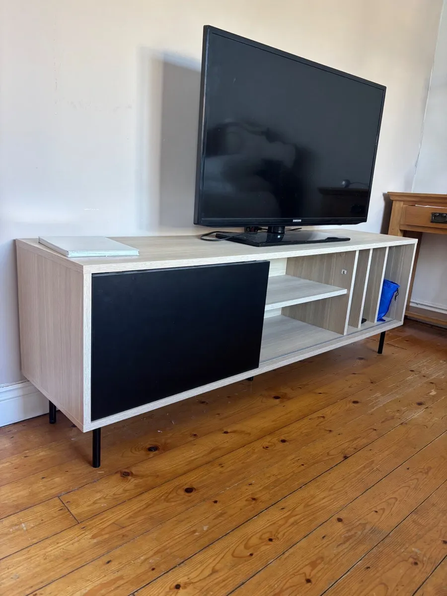 Tv stand - Image 2