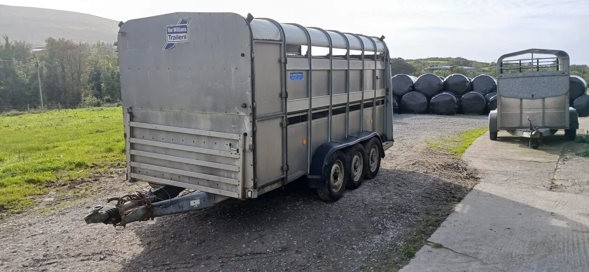 Cattle trailer - Image 1