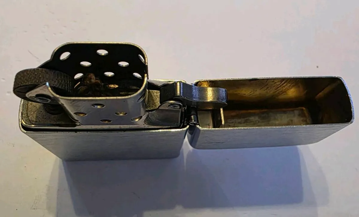 Original zippo lighter - Image 3