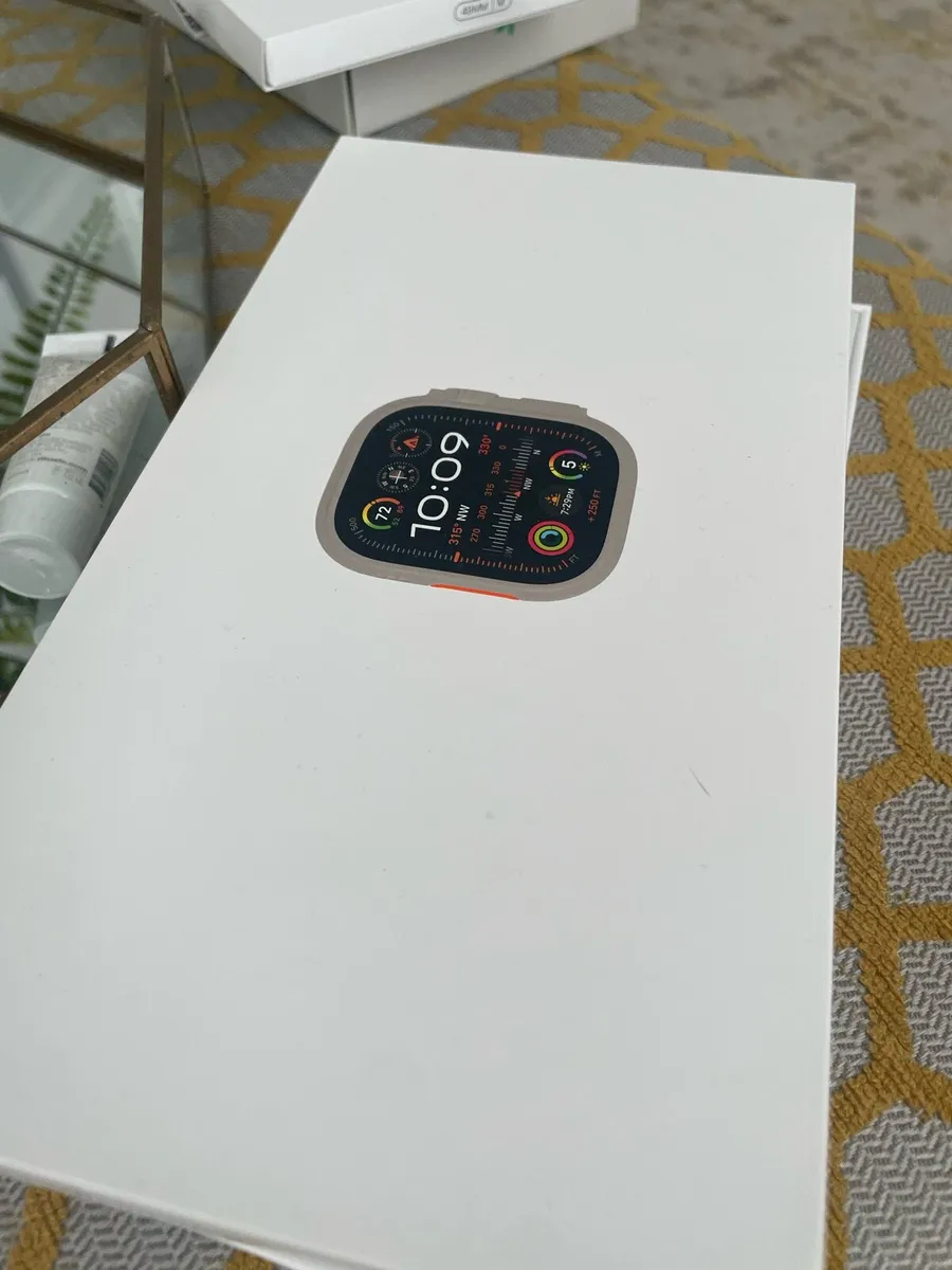 Apple Watch Ultra 2 - Image 2