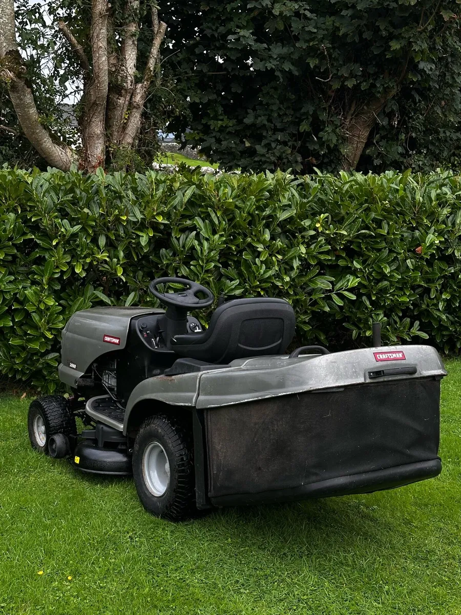 Craftsman Ride On Mower - Image 3