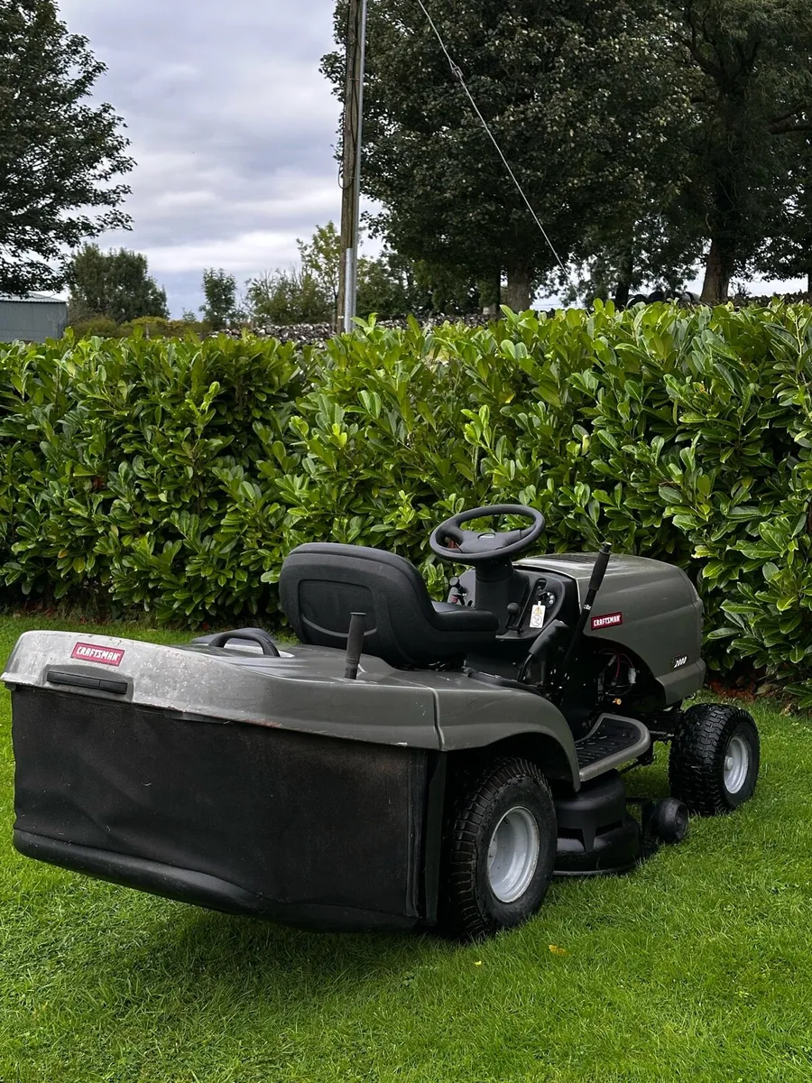 Craftsman Ride On Mower - Image 4