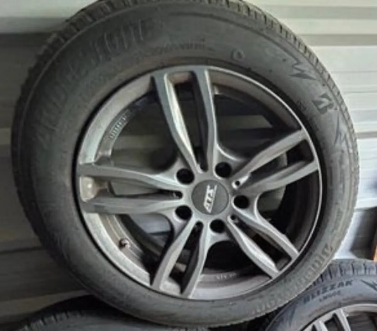 Alloy wheels with winter tyres BMW 3 series - Image 1