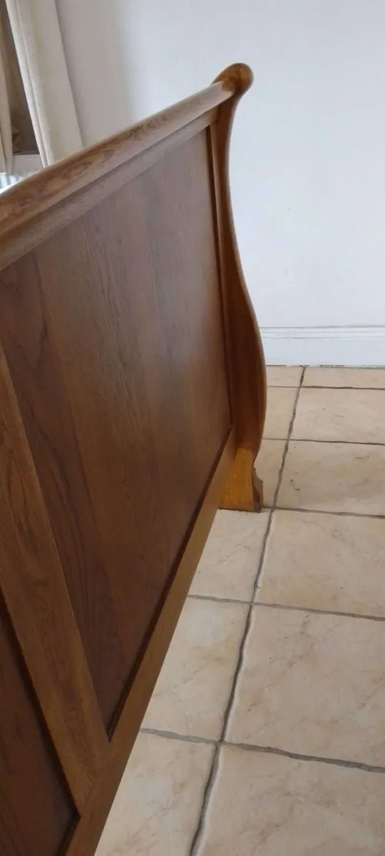 Quality Oak superking sleigh bed frame. - Image 4