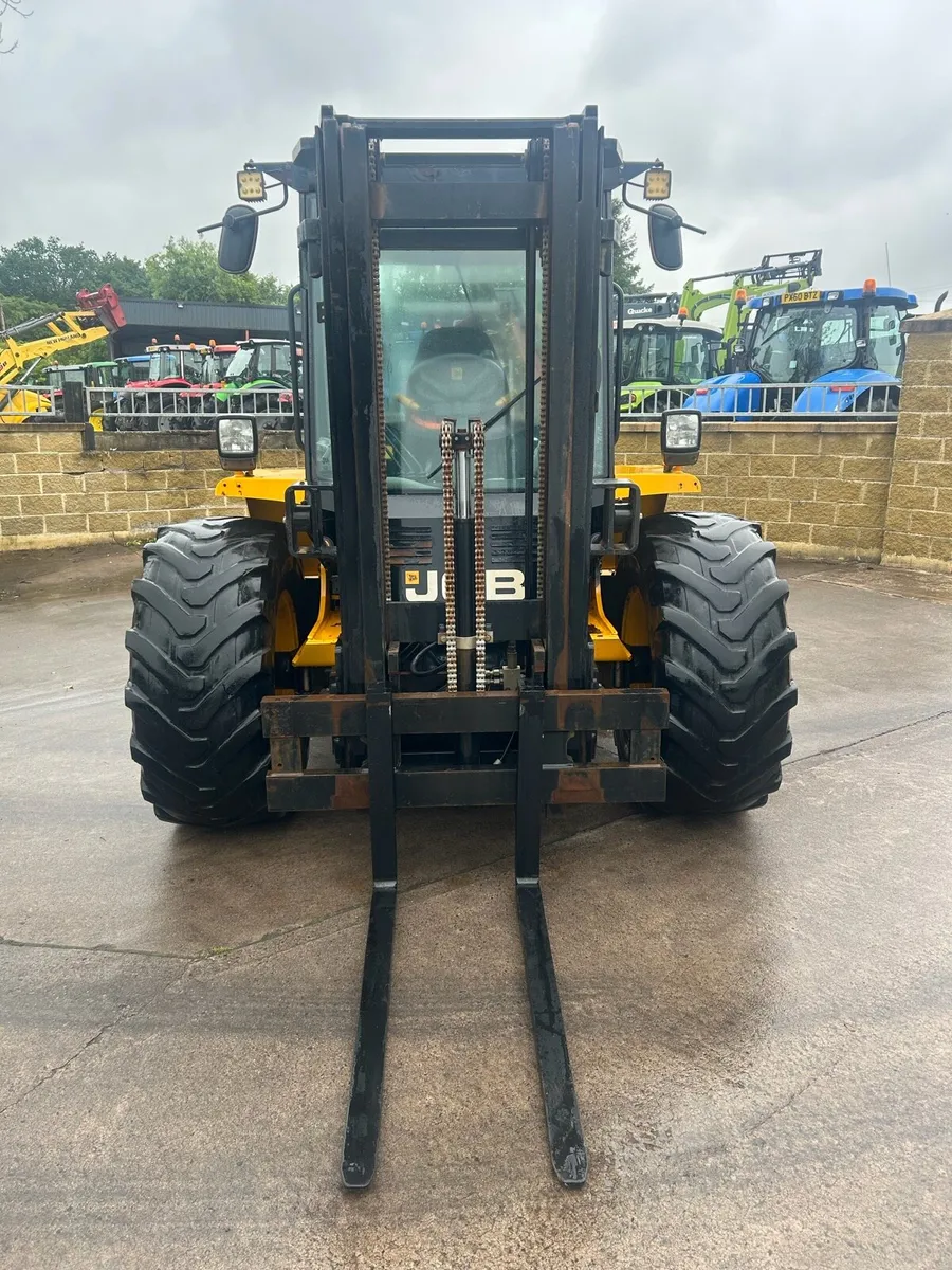 Jcb 930 rough terrain forklift 2023 - Image 4