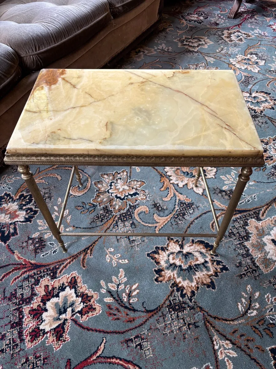 Antique style brass table with Onyx table top - Image 3