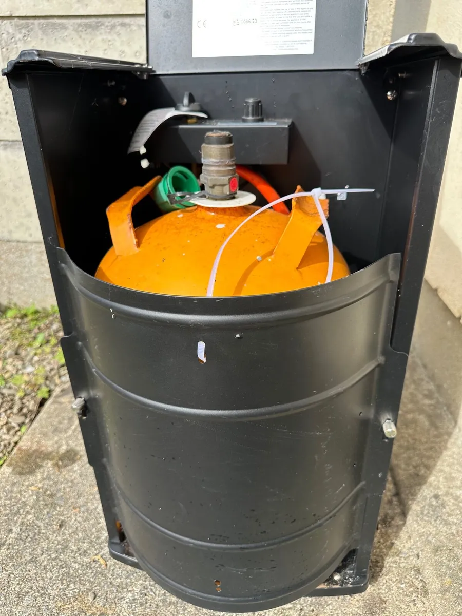 Outdoor Gas Patio Heater with Gas Cylinder – Frees - Image 2