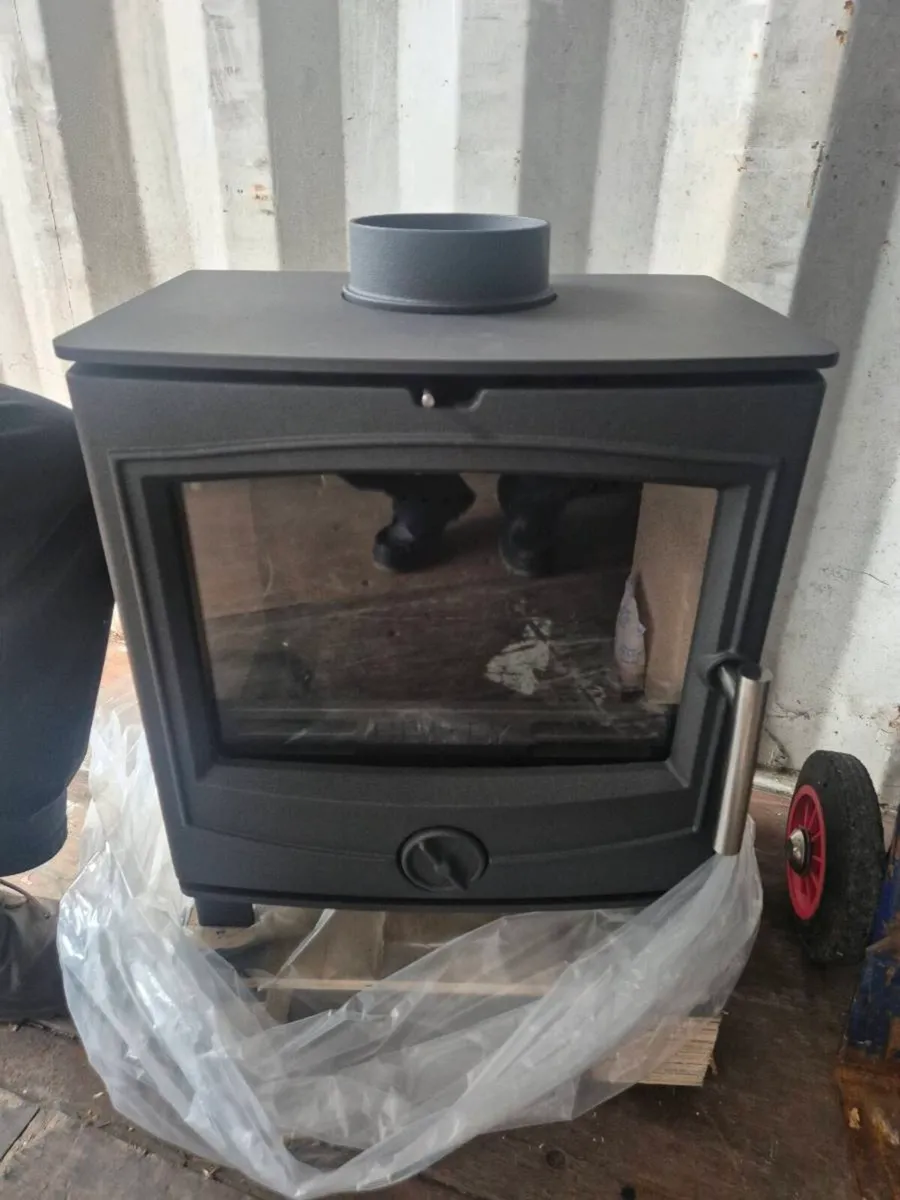 Stove Henley - Image 1