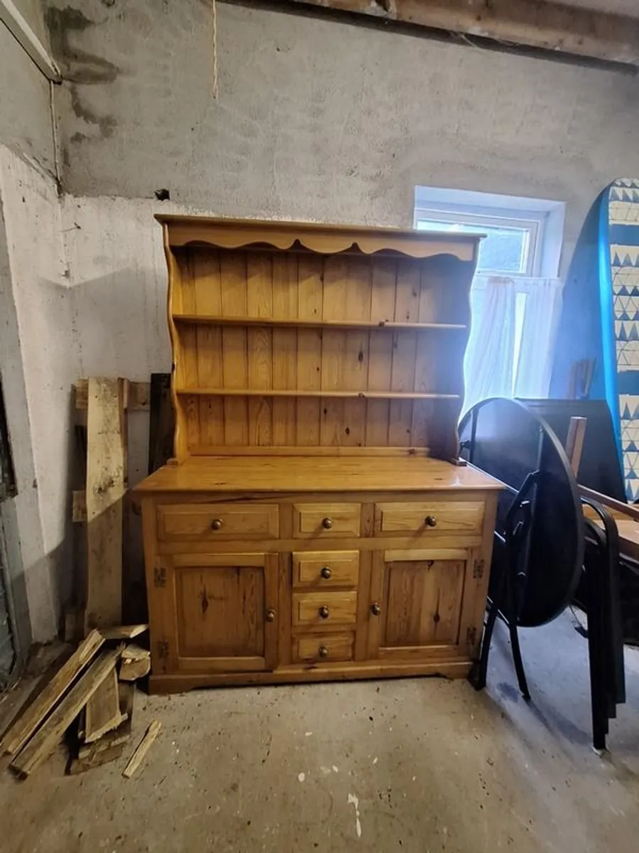 Pine kitchen dresser - Image 2